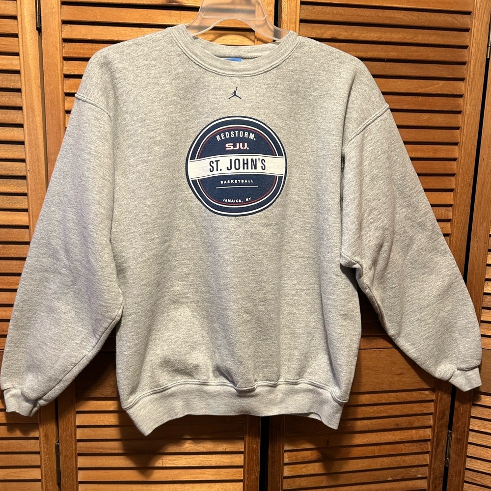 Vintage Grey ST. JOHN’S Basketball Pullover Sweatshirt
